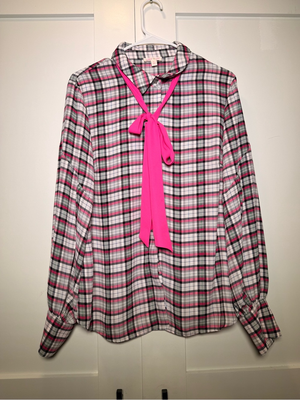 Riley & Rae Pink Plaid Button-Down Blouse with Tie Neck